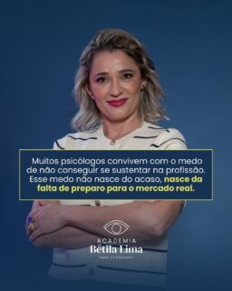 Você passou anos se preparando para ser psicóloga.
Mas será que alguém te preparou para construir uma carreira como psicóloga?
A faculdade ensina fundamentos essenciais. Mas, na prática, surgem outras perguntas:
Como conquistar pacientes?
Como definir seus valores?
Como se posicionar?
Como organizar sua carreira?
Como tomar decisões profissionais?
O medo de não conseguir se sustentar pode não significar falta de capacidade.
Pode significar que você ainda não teve acesso às ferramentas necessárias para lidar com o mercado real.
Construir uma carreira também precisa ser aprendido.